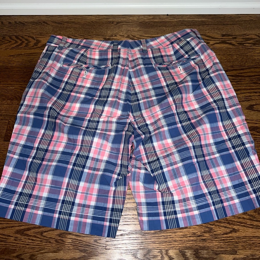 Vineyard Vines Breakers Shorts - Picture 4 of 4